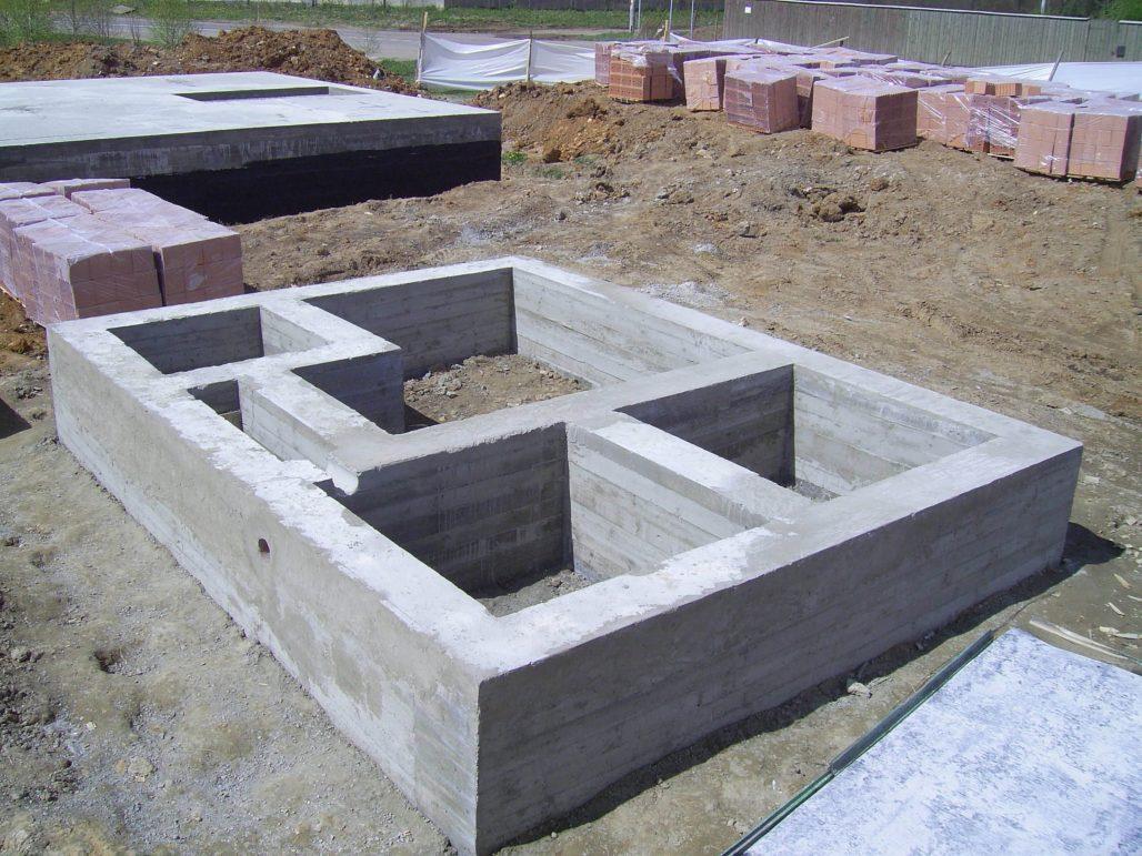Как рассчитать бетон на фундамент — сколько кубов надо на дом размером 10 на 10 (6 на 6, 6 на 8)