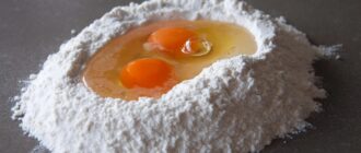 Яйца в выпечке